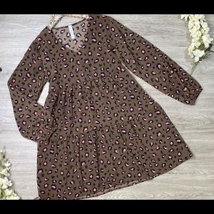 Animal print tiered dress